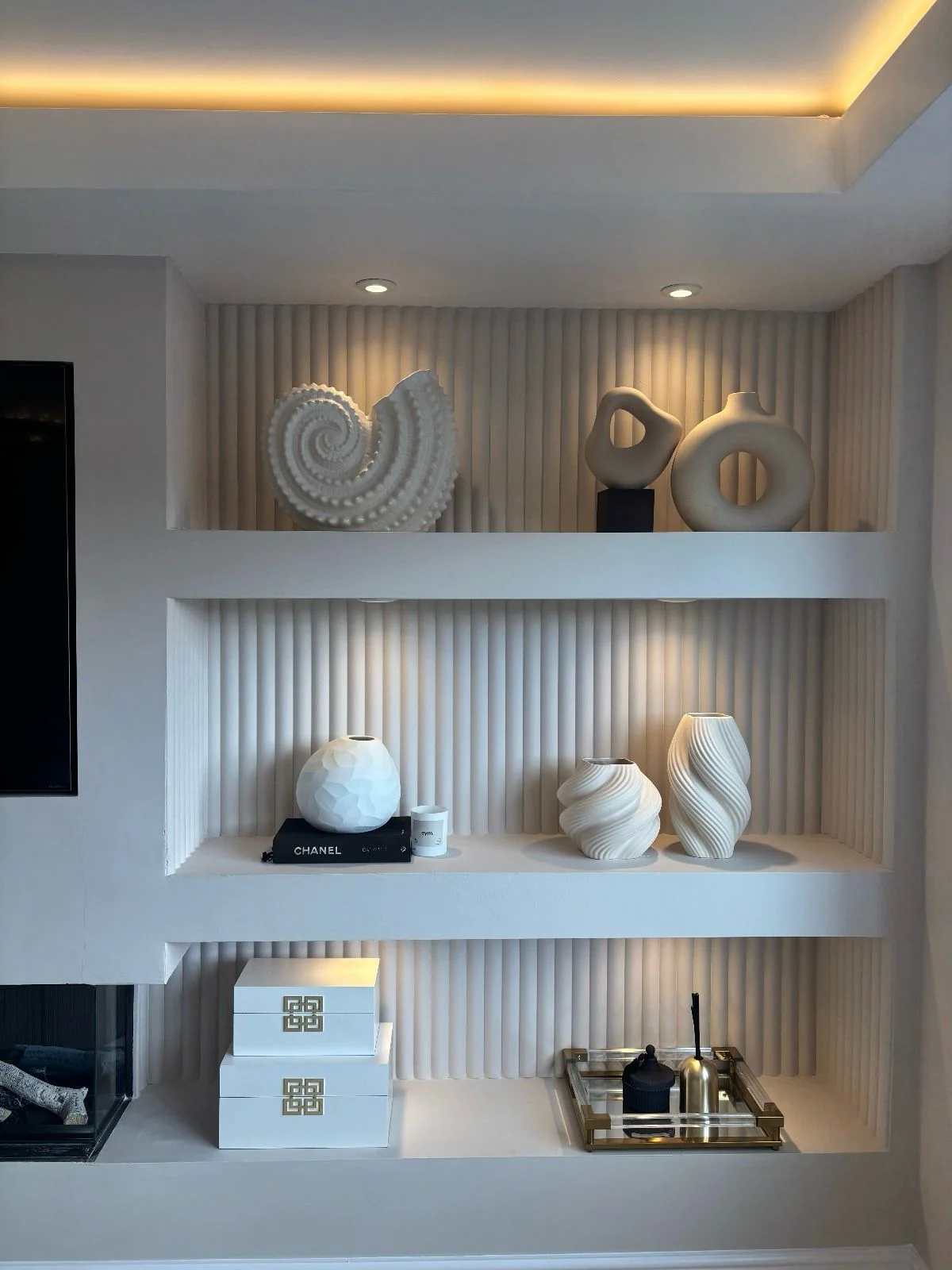 Ribbed Wall Panels - Image 26