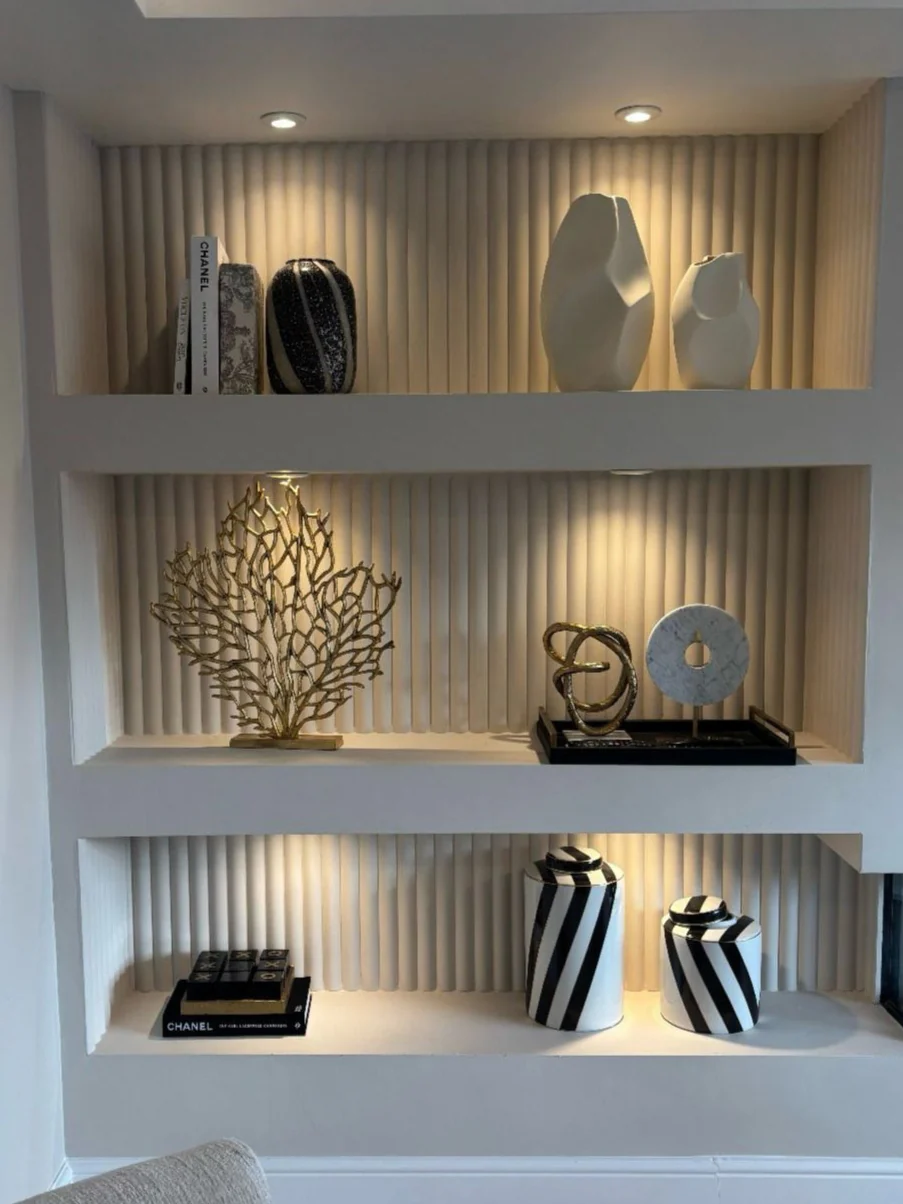 Ribbed Wall Panelling - Image 2